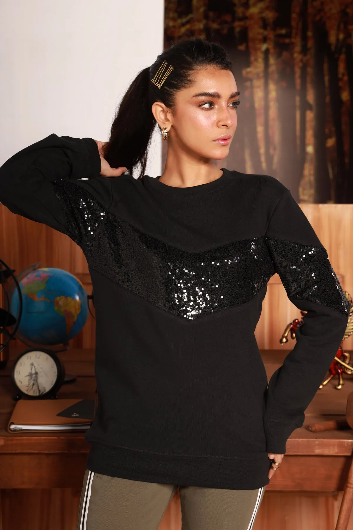 Aurora Sequins Sweatshirt - W22 - WSW0032