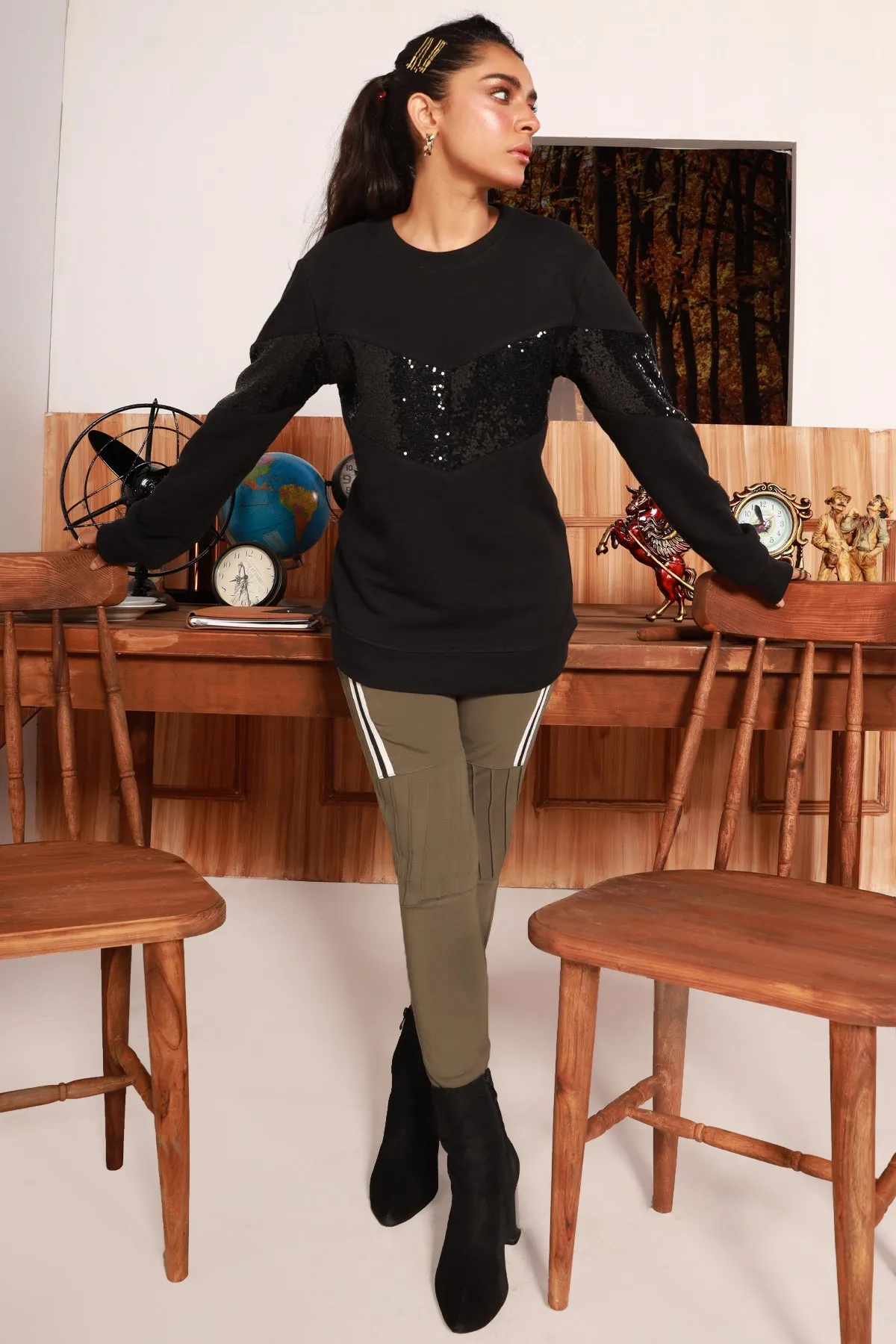 Aurora Sequins Sweatshirt - W22 - WSW0032