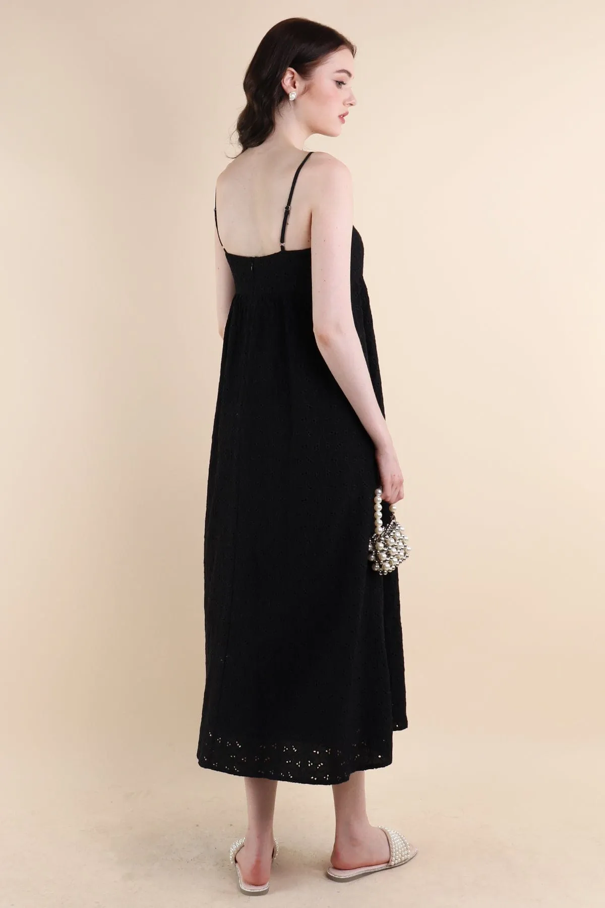 BELLA EMBROIDERY DRESS IN BLACK