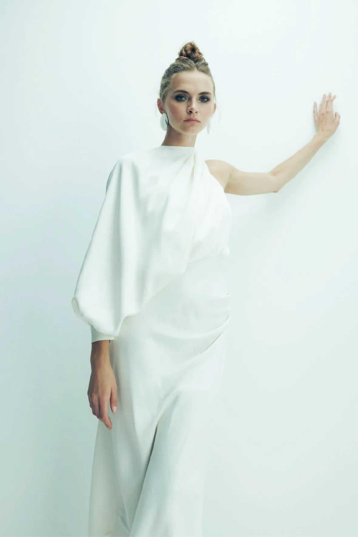 Emillien Asymmetric Satin Dress in White Swan