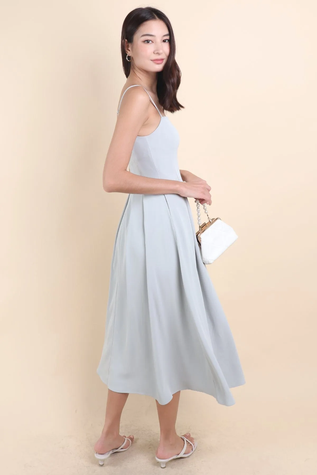 ENCHATE PLEATED MAXI DRESS IN MINT BLUE