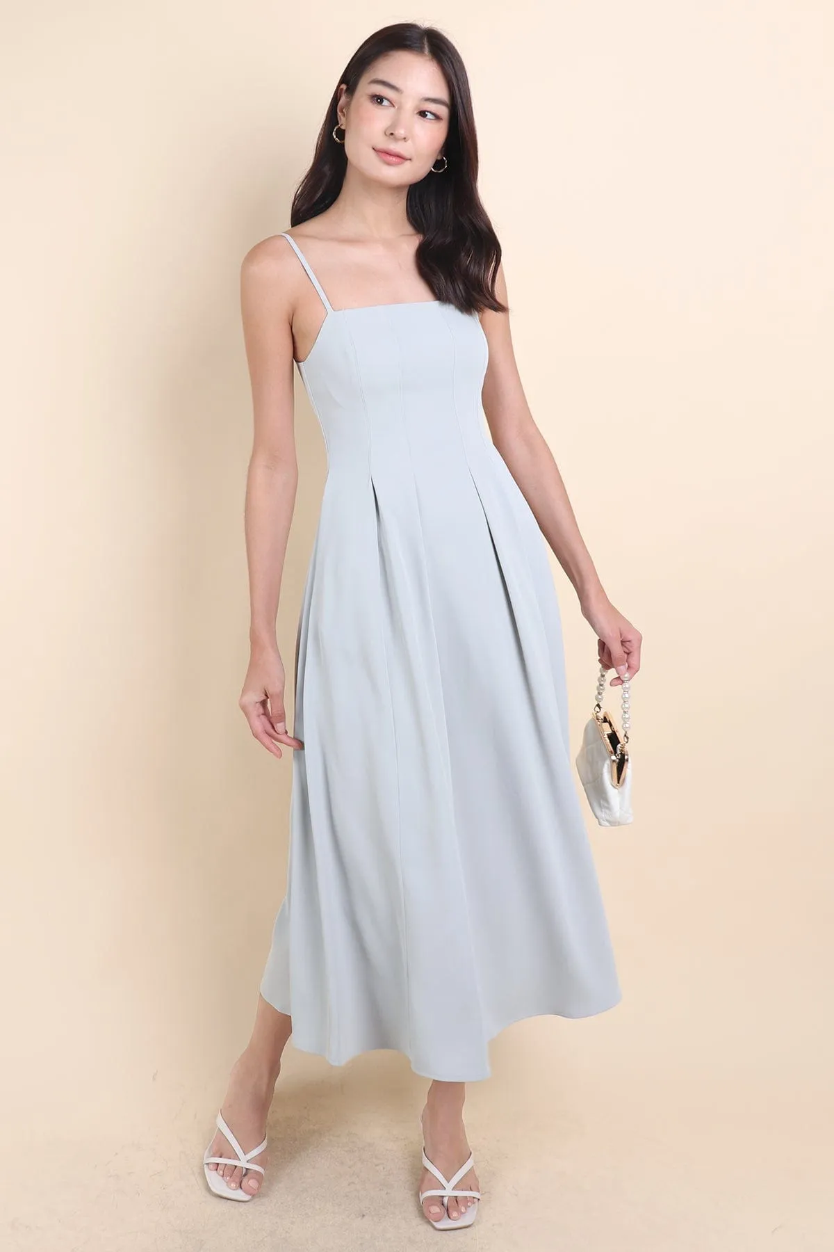 ENCHATE PLEATED MAXI DRESS IN MINT BLUE