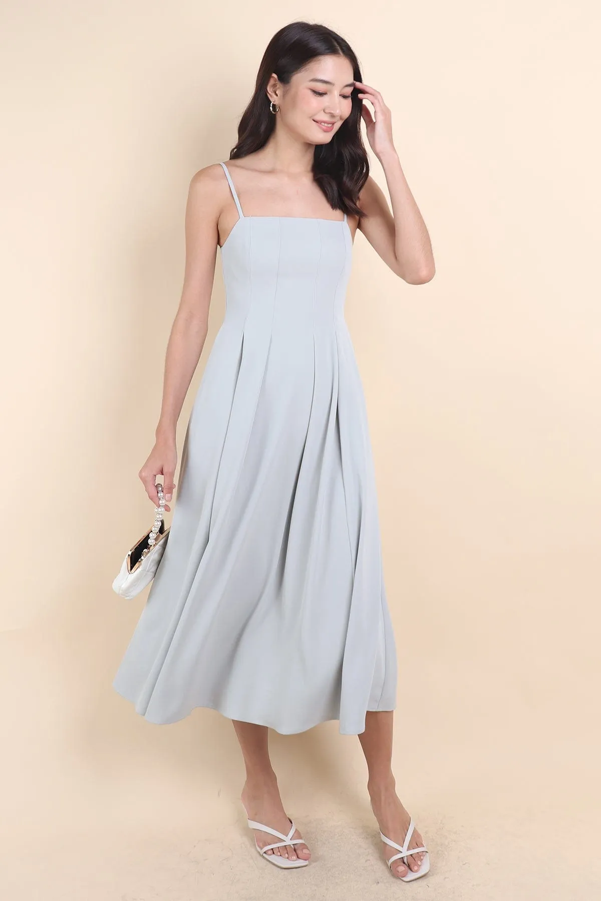 ENCHATE PLEATED MAXI DRESS IN MINT BLUE