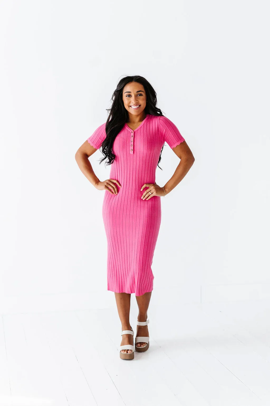 Harper Short Sleeve Dress in Hot Pink