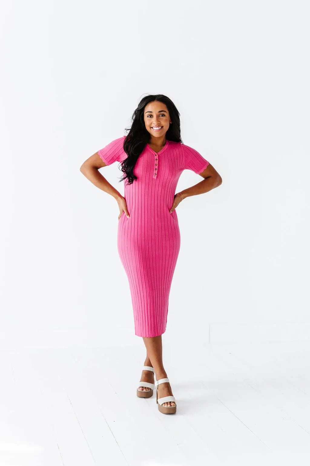 Harper Short Sleeve Dress in Hot Pink