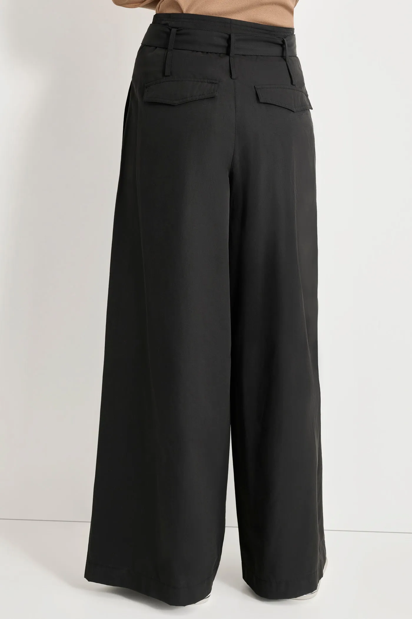 HIGH WAIST PLEATED TROUSER