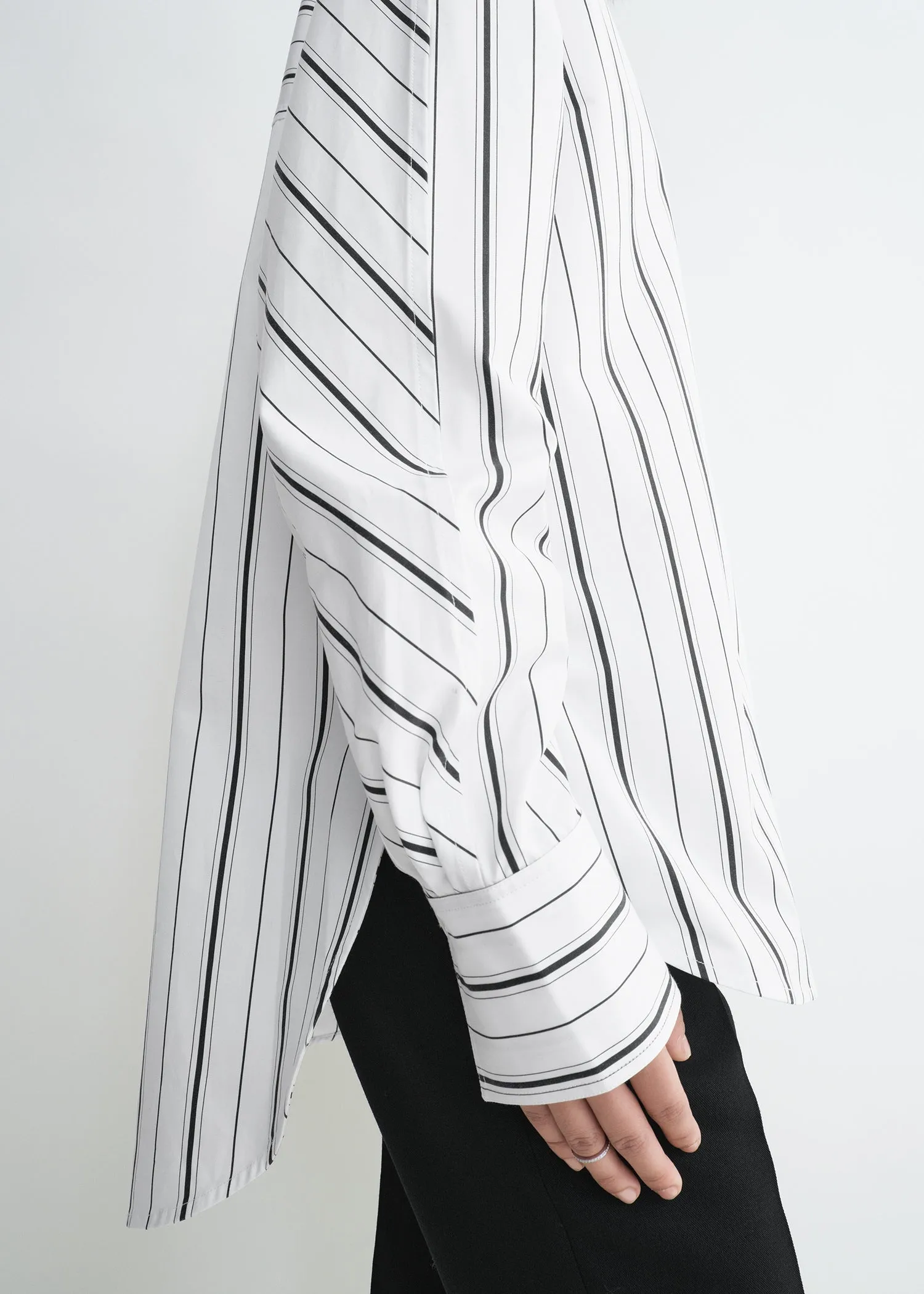 Kimono-sleeve striped shirt white/black