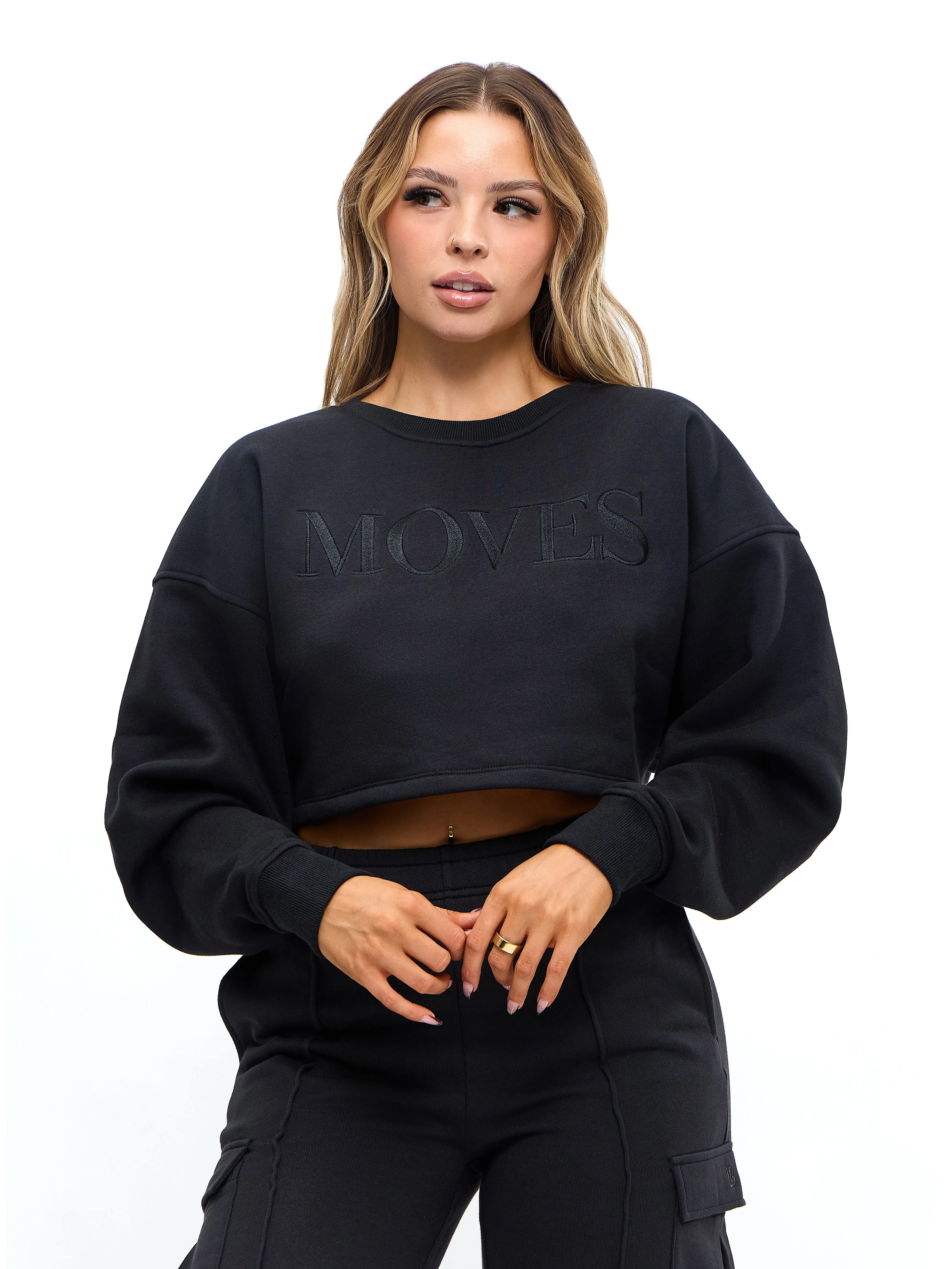 Moves Fleece Crop Pullover - Onyx Black