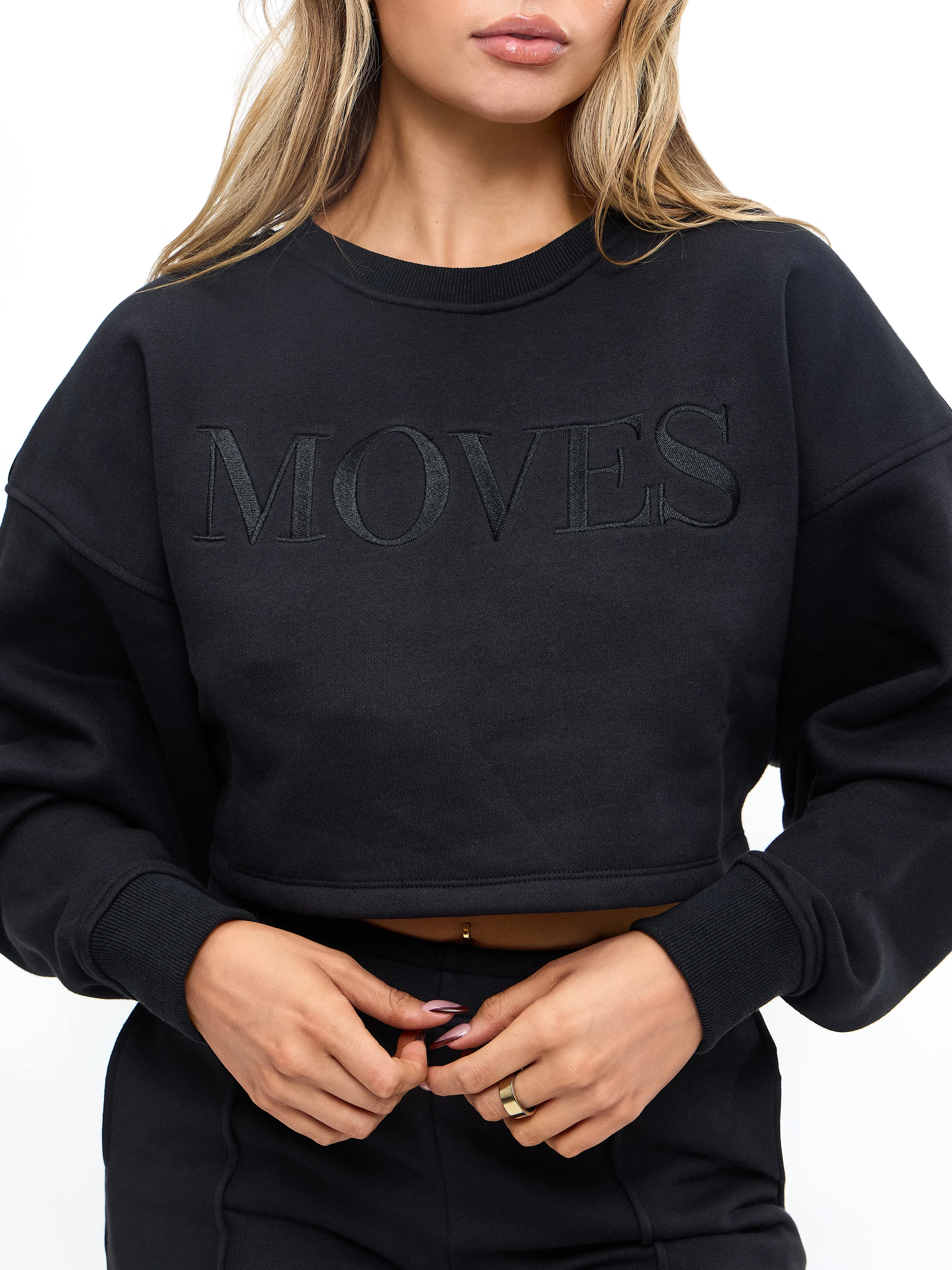 Moves Fleece Crop Pullover - Onyx Black