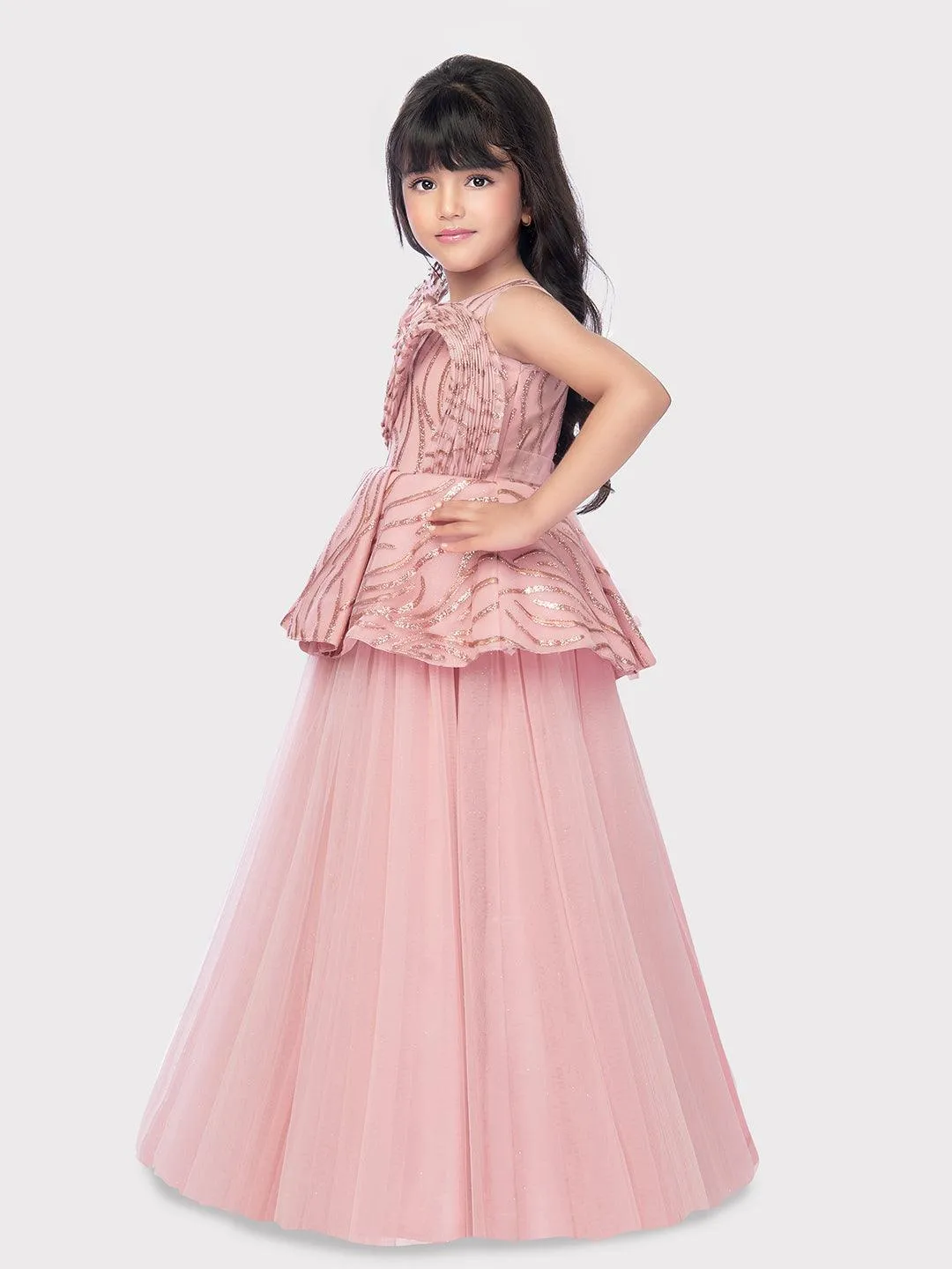 Pink Coloured Wire Style Trendy Gown For Girls / Party Wear Dresses Online