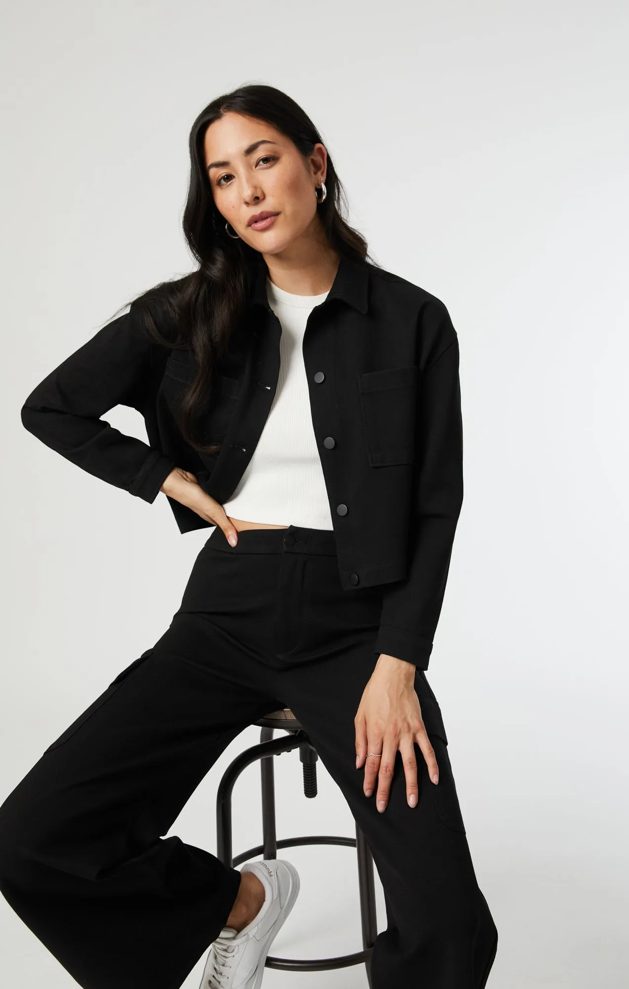 SHIRLEY JACKET IN BLACK MOVE STRETCH