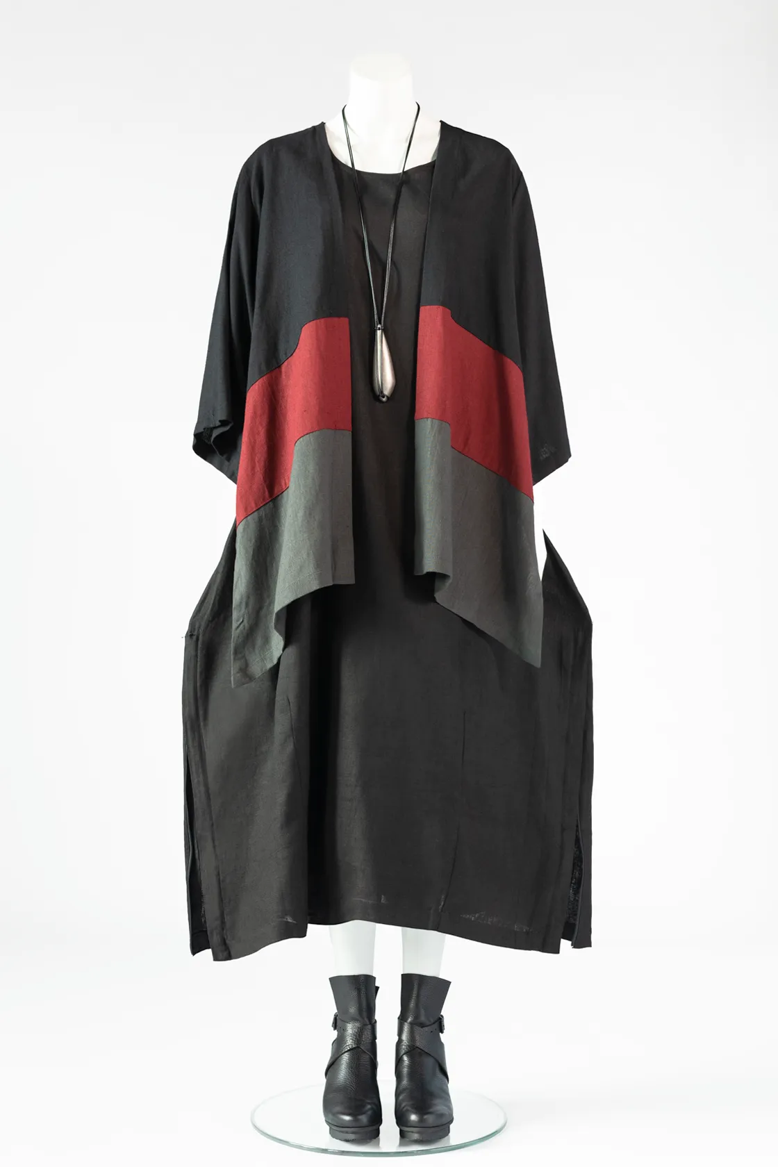 Short Kimono Jacket in Bordeaux/Charcoal/Black Roma