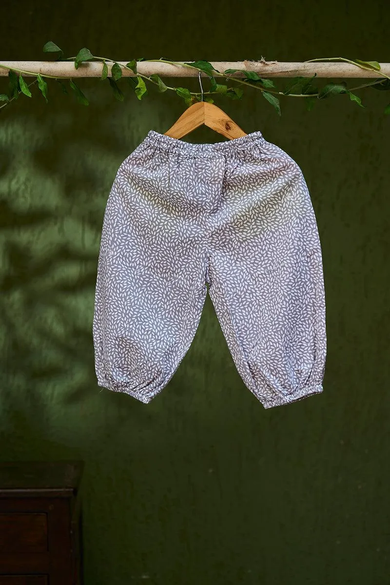 Stargazer’ pants in grey hand block print cotton for boys and girls