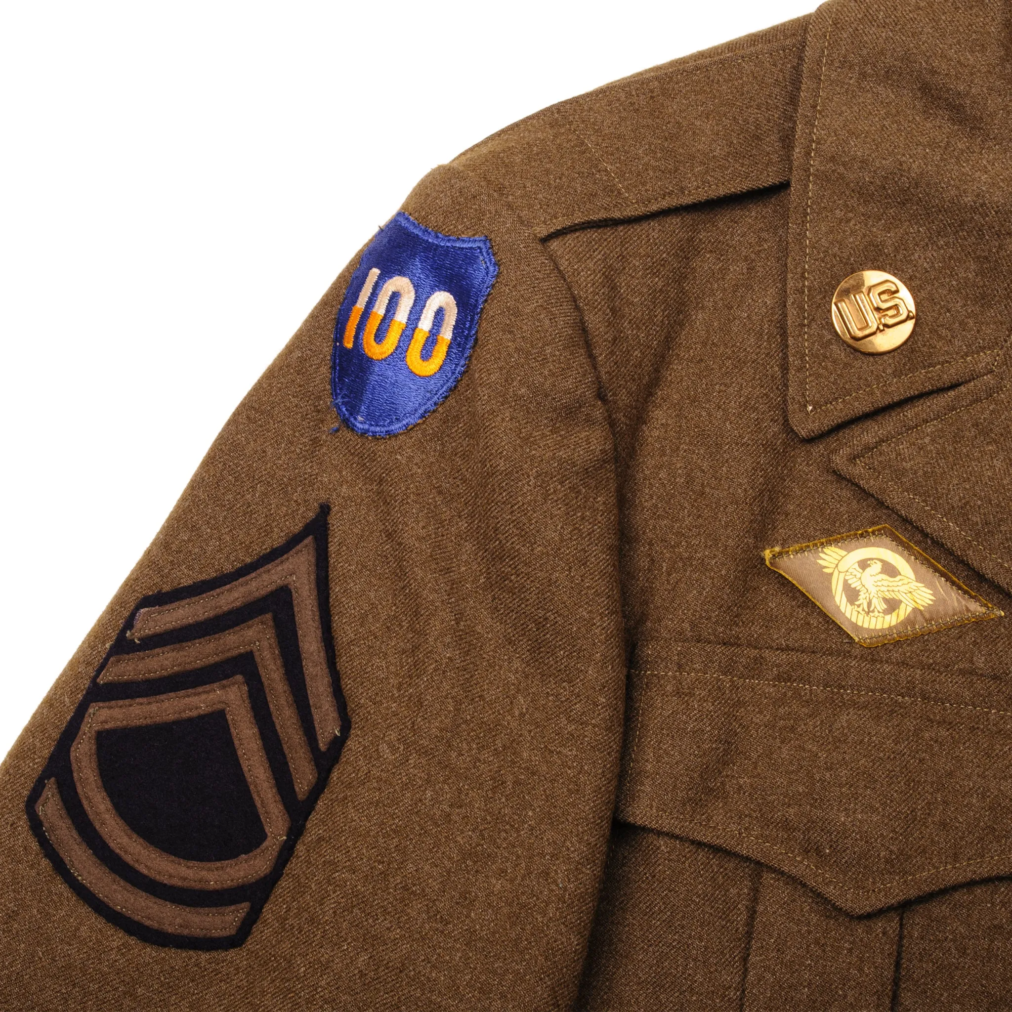 VINTAGE US ARMY WOOL FIELD JACKET 1944 SIZE 36R WITH PATCHES, INSIGNIAS AND RIBBONS