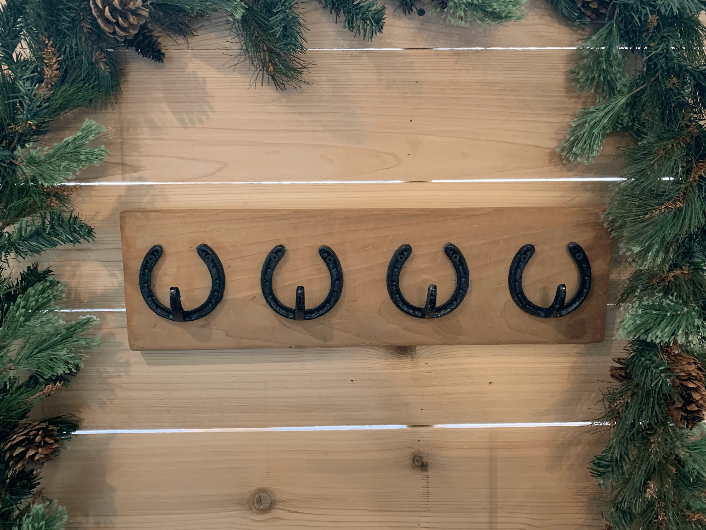 Wall Coat Rack with Horseshoe Hooks, Rustic Farmhouse Wall Mounted Holder for Wall Hanging, Holds 8  Coats / Hats, Reclaimed Wood